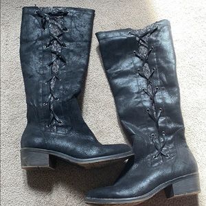 Tall SoCal Boots. Worn 2x $10
